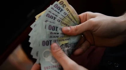 Ministrul Finanţelor anunţă creşterea salariilor bugetarilor cu 25% de anul viitor