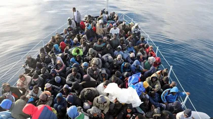 Sute de migranţi au fost salvaţi pe mare. Oamenii voiau să ajungă în Europa