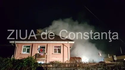 Incendiu la un cămin de nefamilişti din Murfatlar. Aproape 60 de persoane evacuate, un bărbat a ajuns la spital VIDEO