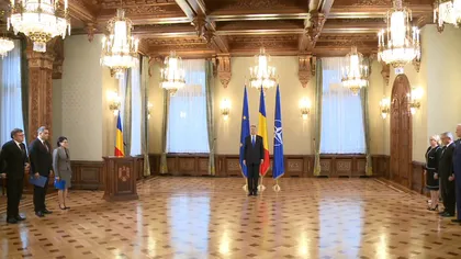 Noii miniştri ai Cabinetului Dăncilă au depus jurământul la Cotroceni. Guvernul s-a reunit la Palatul Victoria după ceremonie