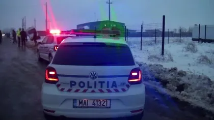 Maşină de poliţie, implicată într-un accident rutier. Un agent a fost rănit