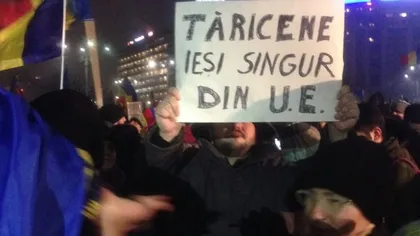 Călin Popescu Tăriceanu, despre protestatari: În loc să pună mâna pe-o carte, se uită pe Facebook şi cred că ştiu totul