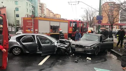 Accident cu şase răniţi în centrul Braşovului. Două dintre victime sunt copii
