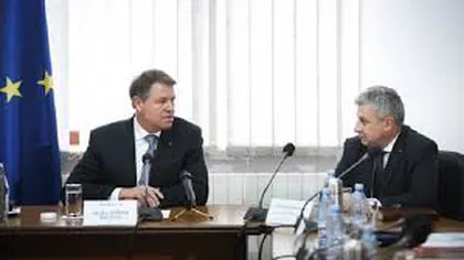 Iohannis reclamă întârzierea publicării decretului de prelungire a mandatului şefului SMA în MO. Ce răspunde Florin Iordache
