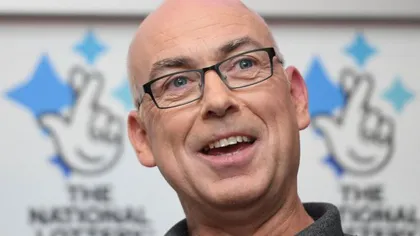 Un bărbat a descoperit după şase săptămâni că a câştigat la loteria EuroMillions 76 de milioane de lire sterline