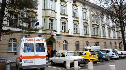 Şapte copii şi un adult, transportaţi la spital în Sibiu, după ce s-au intoxicat din cauza unui generator pe benzină