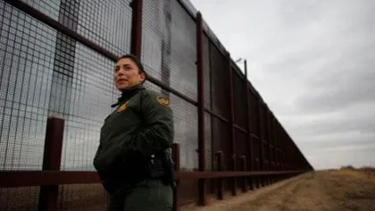 Scandal în Biroul Oval din cauza zidului de la graniţa cu Mexicul