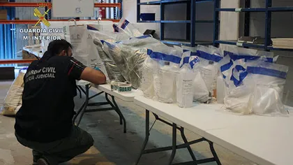 Cantitate-record de droguri, de 2.700 de kilograme, confiscată de autorităţile spaniole. Sunt implicaţi şi români