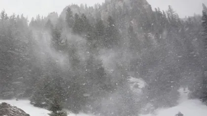 Avertizare de la meteorologi: Risc mare de avalanşe în munţii Făgăraş, Bucegi, Ţarcu-Godeanu şi Parâng-Şureanu