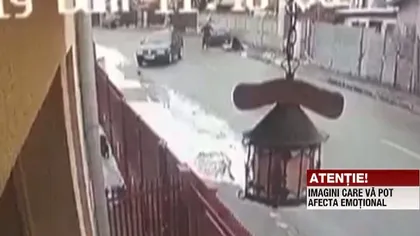 Atenţie, imagini şocante! O femeie a fost lovită intenţionat cu maşina de ginerele său