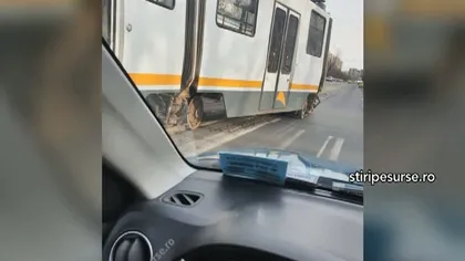 Un tramvai plin cu călători a deraiat în Capitală