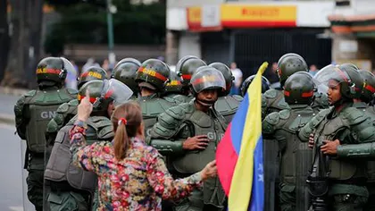 Americanii vor să izoleze Venezuela. Mike Pompeo le cere tuturor ţărilor să pună capăt tranzacţiilor cu regimul Maduro