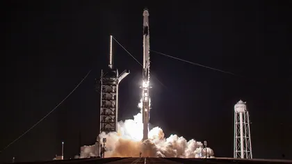 Capsula Crew Dragon, fabricată de SpaceX, s-a conectat la Staţia Spaţială Internaţională