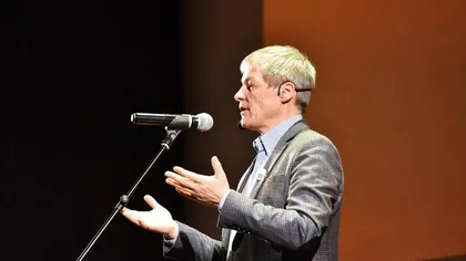 Dacian Cioloş cere referendum pe justiţie în ziua alegerilor europarlamentare