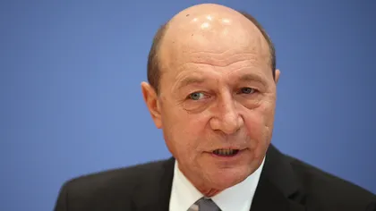 Traian Băsescu deschide lista candidaţilor PMP la europarlamentare