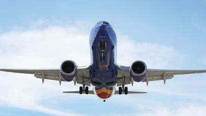 Un avion Boeing 737 MAX a aterizat de urgenţă
