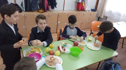 Bani mai mulţi pentru programul de încurajare a consumului de fructe şi legume în şcoli