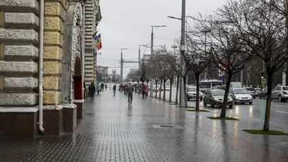 Prognoză meteo specială pentru Bucureşti. Ploi slabe şi intensificări ale vântului, miercuri, în Capitală