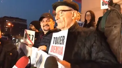 Actorii au protestat în faţa Teatrului Naţional: Tudorele, abrogă OUG 7!