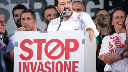 Ministrul italian de Interne schimbă regula: nu mai primeşte migranţi în porturile Italiei