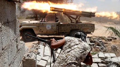 Lupte pe viaţă şi pe moarte în Libia. Sunt cel puţin 205 morţi şi 913 răniţi în urma ofensivei Armatei Naţionale Libiene