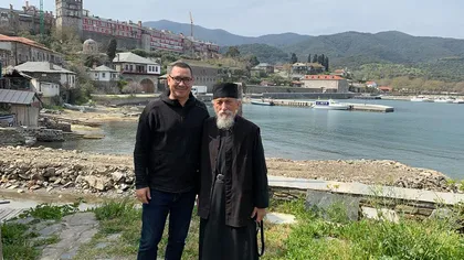 Victor Ponta, la Muntele Athos: Dumnezeu să ne dea sănătate