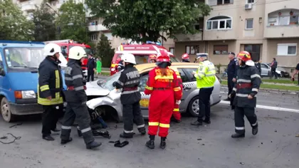Carambol cu trei maşini în Satu Mare. Două persoane au ajuns la spital