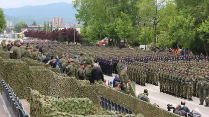 Paradă militară, în direct la televiziune. Participă 4.000 de soldaţi şi ofiţeri