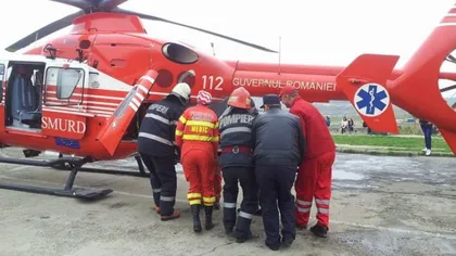 Bucureştean transportat de urgenţă la spital cu elicopterul SMURD. A suferit un accident grav la kitesurfing VIDEO