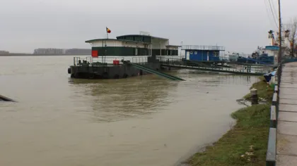 Un muncitor a murit strivit de ţevi PVC, pe şantierul podului peste Dunăre