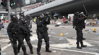 Hong Kong: Guvernul local le cere manifestanţilor să se disperseze paşnic
