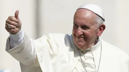 Papa Francisc a recitat din Mihai Eminescu în faţa a 100.000 de pelerini la Iaşi: România este 