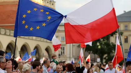 Remaniere guvernamentală în Polonia, după alegerea mai multor miniştri în Parlamentul European