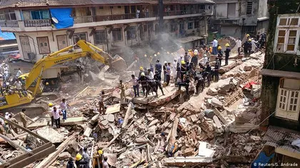 Bilanţ nou: 13 morţi în prăbuşirea unei clădiri la Mumbai