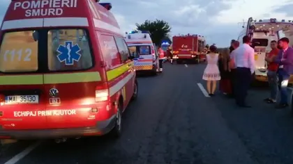 Accident grav în Constanţa. Trei persoane au murit şi patru au fost rănite după ce o dubă s-a ciocnit cu un autoturism