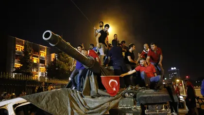 Puciul din Turcia: Peste 200 de mandate de arestare pentru militari