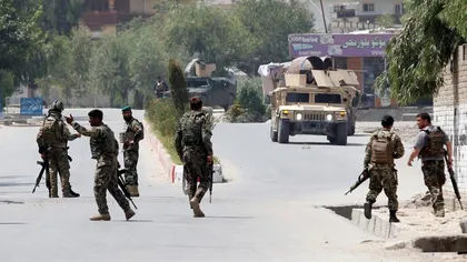 Atac cu bombă în serie în Jalalabad. Sunt cel puţin 34 de răniţi
