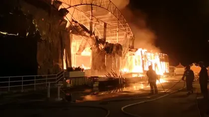 Incendiu la BAMBOO, unul dintre cluburile de fiţe din Mamaia. Focul, provocat de un aragaz VIDEO UPDATE