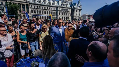 Klaus Iohannis, în Piaţa Universităţii: PSD a adus România aproape de eşec şi este clar aşa nu se mai poate