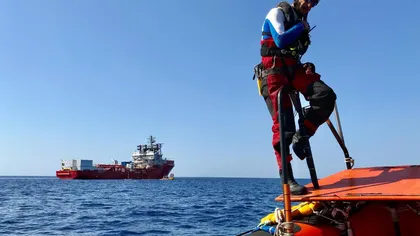 O navă a ONG-urilor care salvează migranţi în Mediterana a recuperat un grup de 85 de persoane în apropierea Libiei