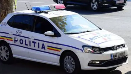 Descoperire ŞOCANTĂ a poliţiştilor în timpul unor percheziţii la Craiova. Doi tineri au fost REŢINUŢI