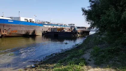 Alertă medicală pe Dunăre. Un marinar, adus de urgenţă la ţărm