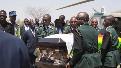 Fostul preşedinte Robert Mugabe va fi înhumat sâmbătă, în satul său natal
