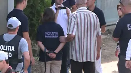 Gheorghe Dincă a fost readus în arestul IPJ Olt. Miercuri va fi prezentat instanţei pentru prelungirea arestării VIDEO
