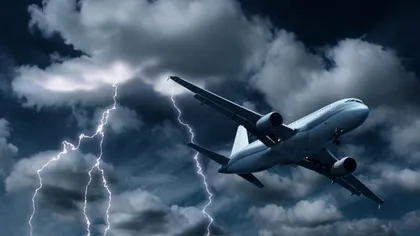Imagini din avionul în care se aflau Prinţul William şi Ducesa Kate, în timpul turbulenţelor. Aeronava a aterizat forţat VIDEO