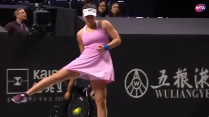 Faza meciului Simona Halep - Bianca Andreescu. Canadianca a dat mingea printre picioare. Cum a reacţionat Simona