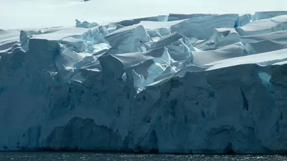 Un aisberg s-a desprins din Antarctica. Are o suprafaţă mai mare decât Londra VIDEO