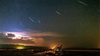 Ploaie de stele la noapte, fenomen astronomic spectaculos. Putem vedea, în medie, doi meteori strălucitori, pe minut