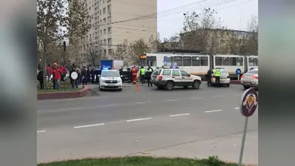 Trafic blocat în Bucureşti după un accident în care a fost implicat un tramvai