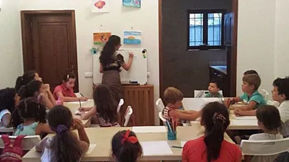 After-school în şcoli, masă caldă şi burse pentru elevii care vor să înveţe o meserie, din fonduri europene, a anunţat Turcan
